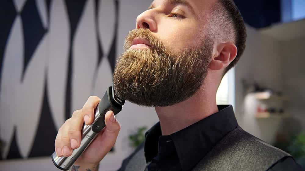 How to Use a Beard Trimmer - A Beard Trimming Guide by Own with a Trimmer